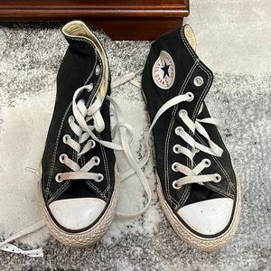 black converse